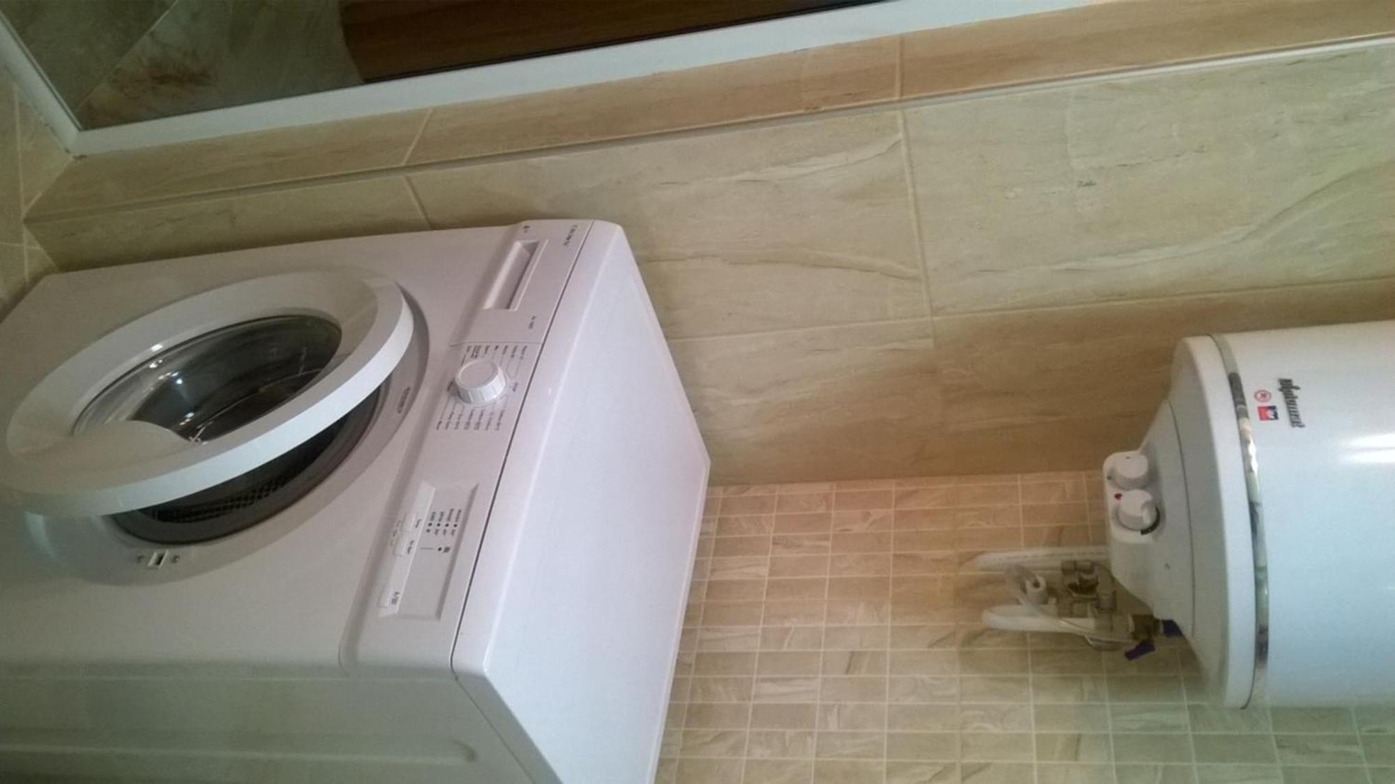 Apartamenti Zhelezovi Pomorie Exteriör bild