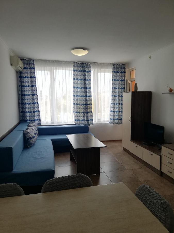 Apartamenti Zhelezovi Pomorie Exteriör bild